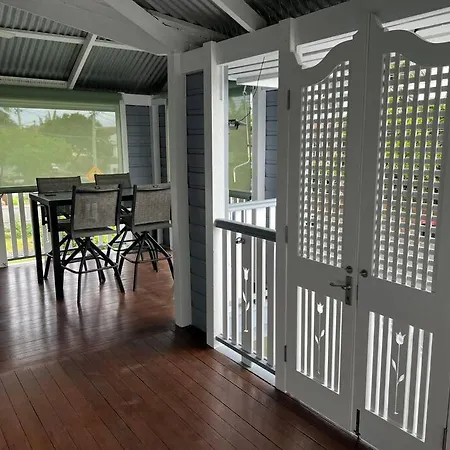 Holiday home Entire Upper Floor 1 Bedroom Brisbane