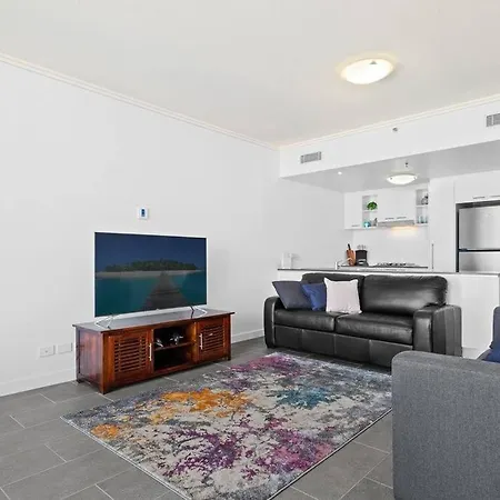 Offline - 37f Cbd With Views And Pool * Brisbane