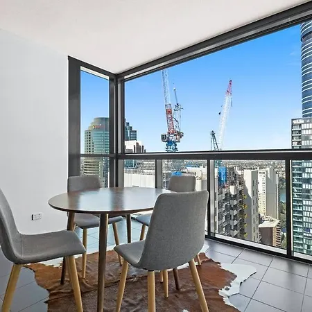 Offline - 37f Cbd With Views And Pool * Brisbane