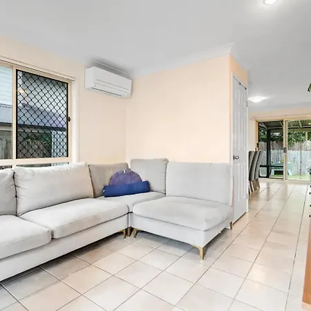 Luxurious Urban Eco Escape 3br Holiday home Brisbane