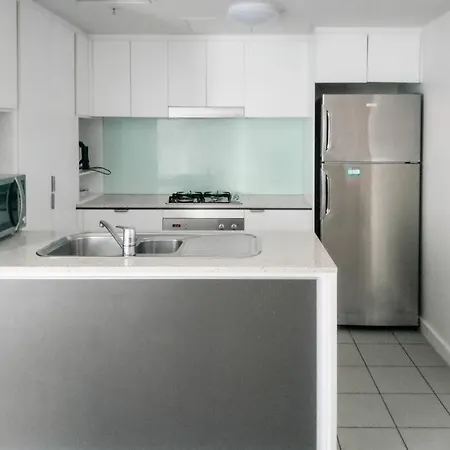 Apartment Location! Inner City 1b1b Apt W/pool,gym, Sauna Brisbane