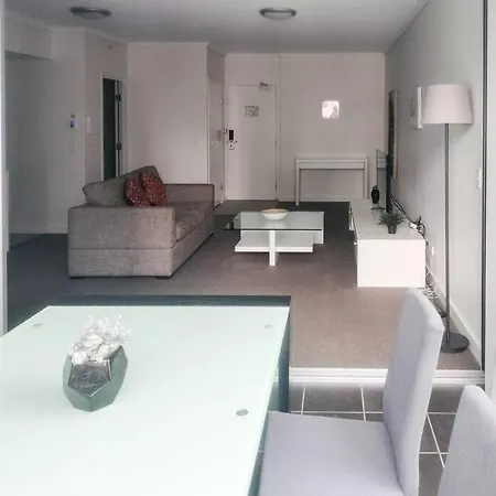 Location! Inner City 1b1b Apt W/pool,gym, Sauna Brisbane