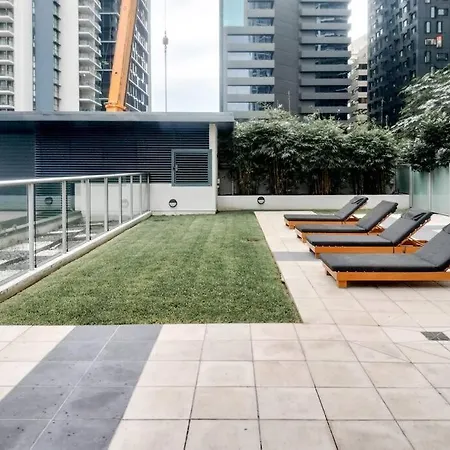 Apartment Location! Inner City 1b1b Apt W/pool,gym, Sauna *