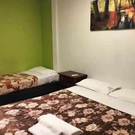 Hotel Cliffinn Kangaroo Point 3*