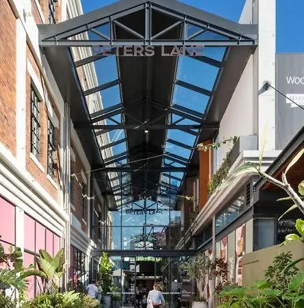 Location! Boutique 2br With Pool & Bbq Near South Bank And * Brisbane