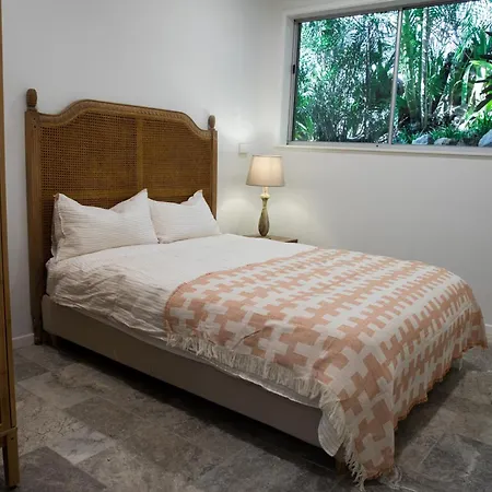 In The Gap~4 Bed House~7km From Cbd Apartment