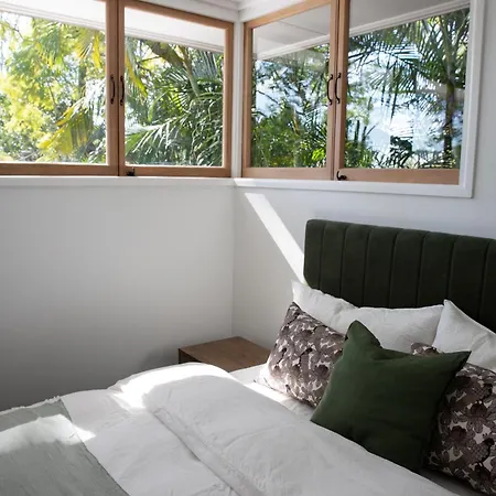 In The Gap~4 Bed House~7km From Cbd Apartment