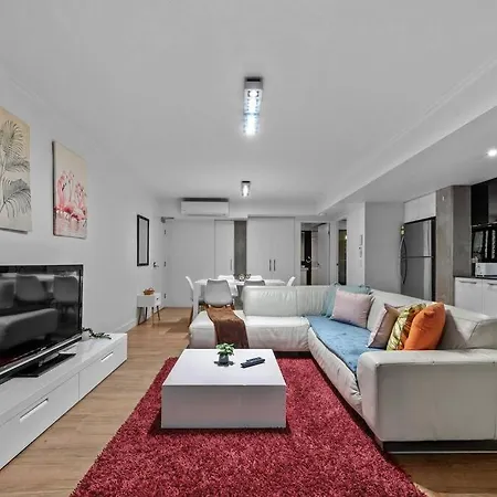 South Bank Central! ~ 2bed, 2bath, 1car, 2balcony *