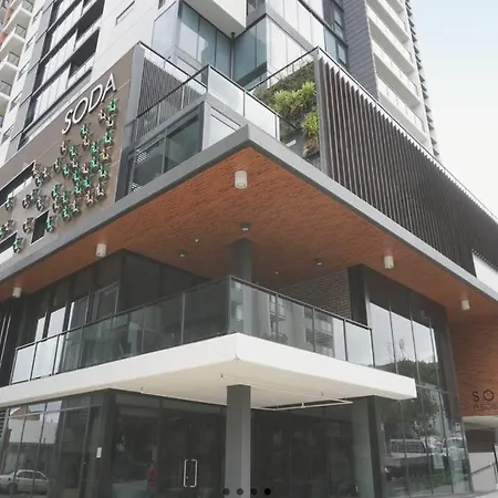 South Bank Stunner! ~ 3 Bed/2 Bath/1car/views * Brisbane
