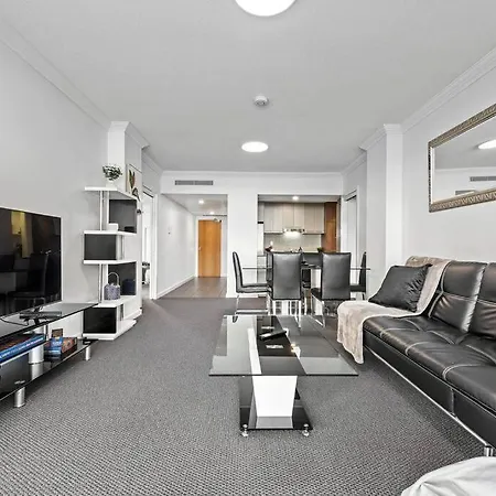 Apartment Prime Position! 3bed/2bath/1car ~ 10mins To Cbd Brisbane