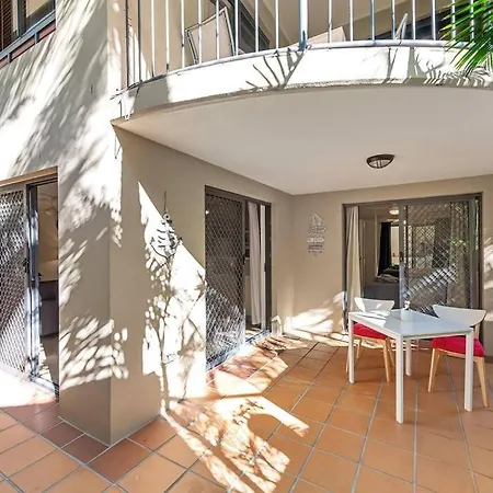 Quiet & Spacious! 1bed/1bath/study/1car~ Teneriffe *