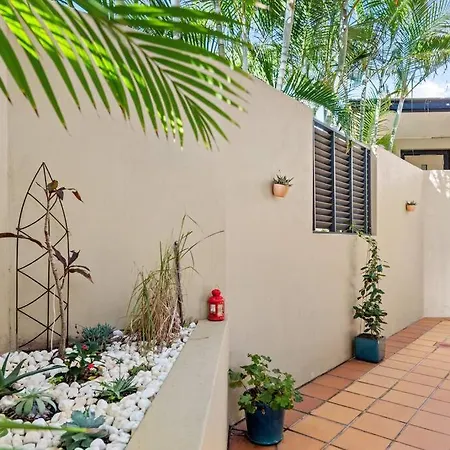 Apartment Quiet & Spacious! 1bed/1bath/study/1car~ Teneriffe