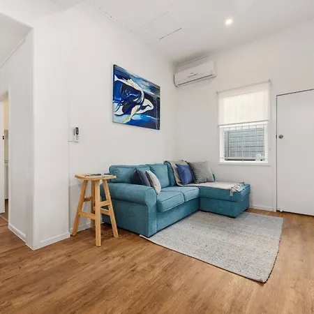 Picture Perfect! 2bed/1bath/1car ~ House ~ Windsor Brisbane