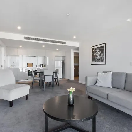 Hearty Milton Apartment Brisbane