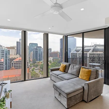 Queen St Apartment Brisbane