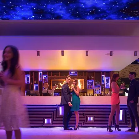Rydges South Bank Hotel 4*