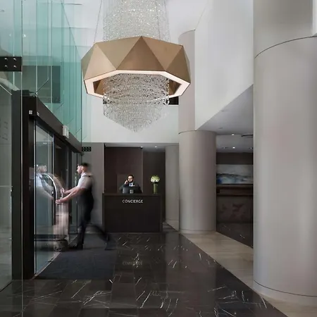 Hotel Rydges South Bank 4*