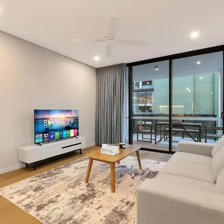 1br Luxury At Prime Location W Carpark Apartment Brisbane