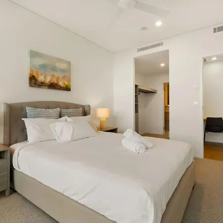 Excellent Location Luxury 2br W Carpark Apartment *