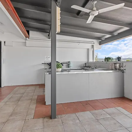 Luxury 2-bed Penthouse With Private Rooftop Brisbane