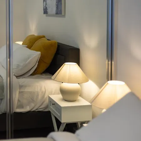 Apartment Amazing Cityview Glamourous 2br W Parkpool Brisbane
