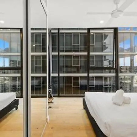 New Centrally Located High Level Apartment