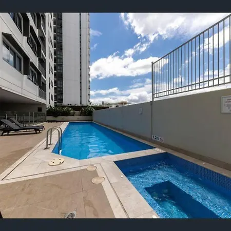 Apartment River View In With Parking Brisbane