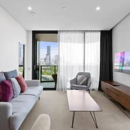 Stunning Water View 11th Floor 2br Apt Freeparking Brisbane