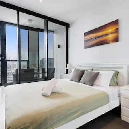 Stunning Bridge View On A High Floor Fpkg Holiday home *