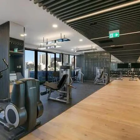 Stunning Bridge View On A High Floor Fpkg Brisbane