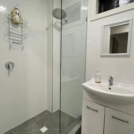 Yeronga Hideaway *