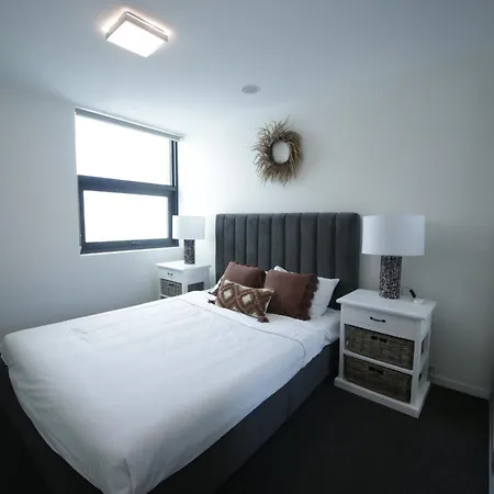 Apartment Cozy 3br Walking Distance To Goma