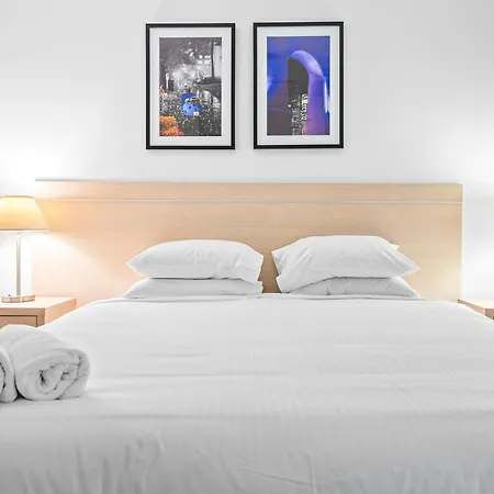 Cityscape Charm - Comfort In The * Brisbane