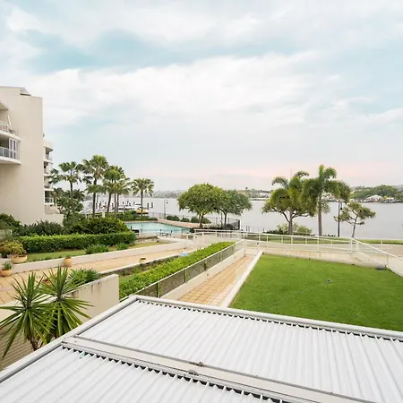 Riverside Retreat! Beautiful Water Views! - New Farm * Brisbane