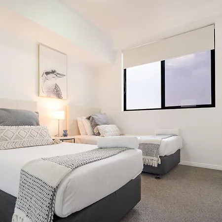 Apartment Riverside Retreat! Beautiful Water Views! - New Farm Brisbane