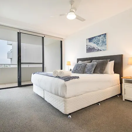 Riverside Retreat! Beautiful Water Views! - New Farm Apartment Brisbane