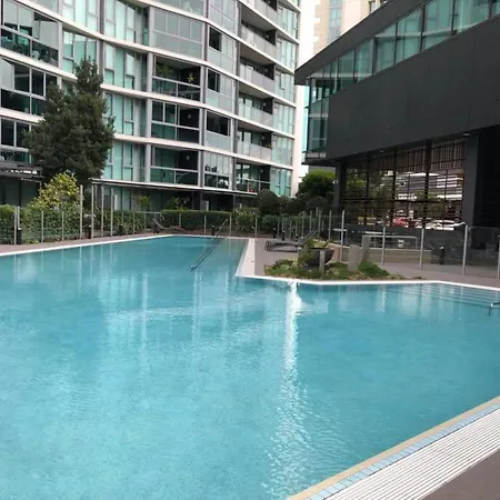 Holiday home Stylishs Riverside 1br Apartment, Central Location *
