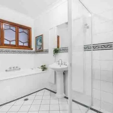 Apartment Rosebay Water Front 4 Bd *