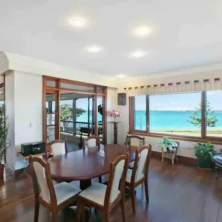 Rosebay Water Front 4 Bd Apartment *