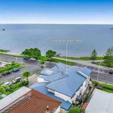 Rosebay Water Front 4 Bd Apartment *