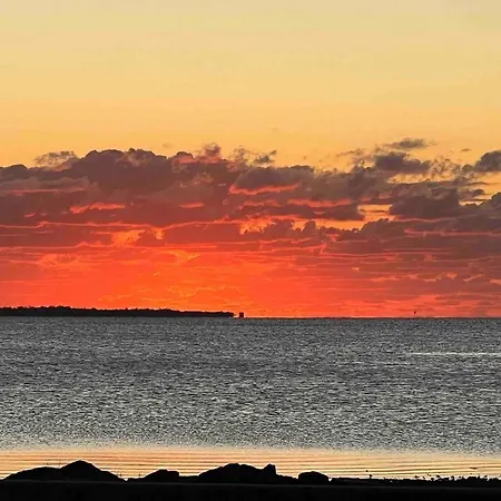 Apartment Rosebay Water Front 4 Bd *