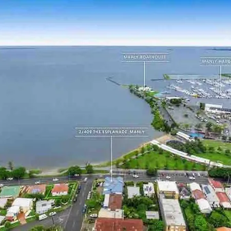 Rosebay Water Front 4 Bd Apartment