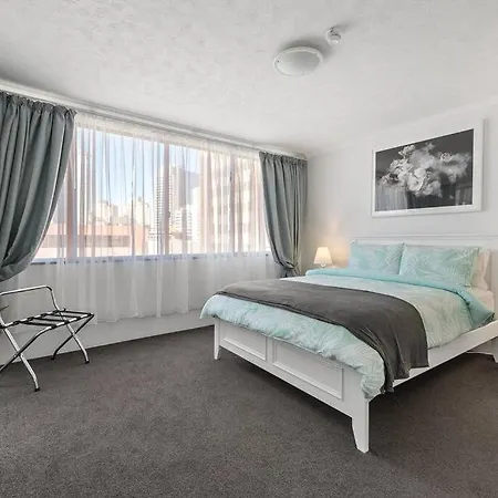 Amazing Astor ~ 5 Mins Cbd Apartment *