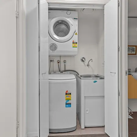 Apartment Hidden Haven Apt W/park & Pool Brisbane