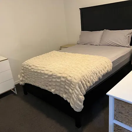 Fortitude Valley Sharing With Other Guests Homestay *