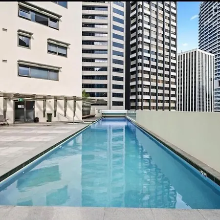 Break Panoramic River Views Free Parking Apartment