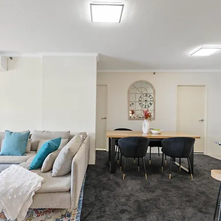 Apartment River Place Hosted By Aab
