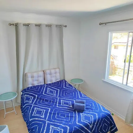 72 On Newnham Guest house