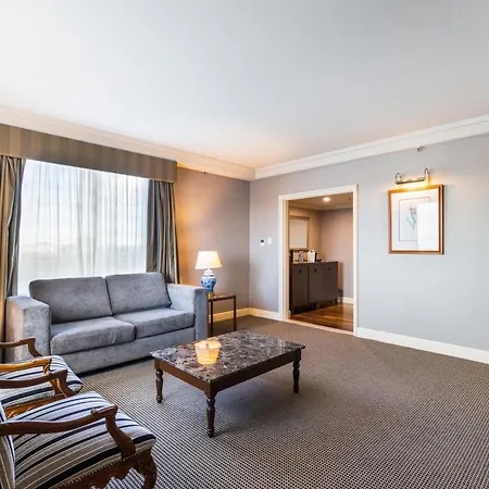 Hotel Stamford Plaza 5*