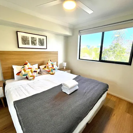 Parkview Aparthotel 4*